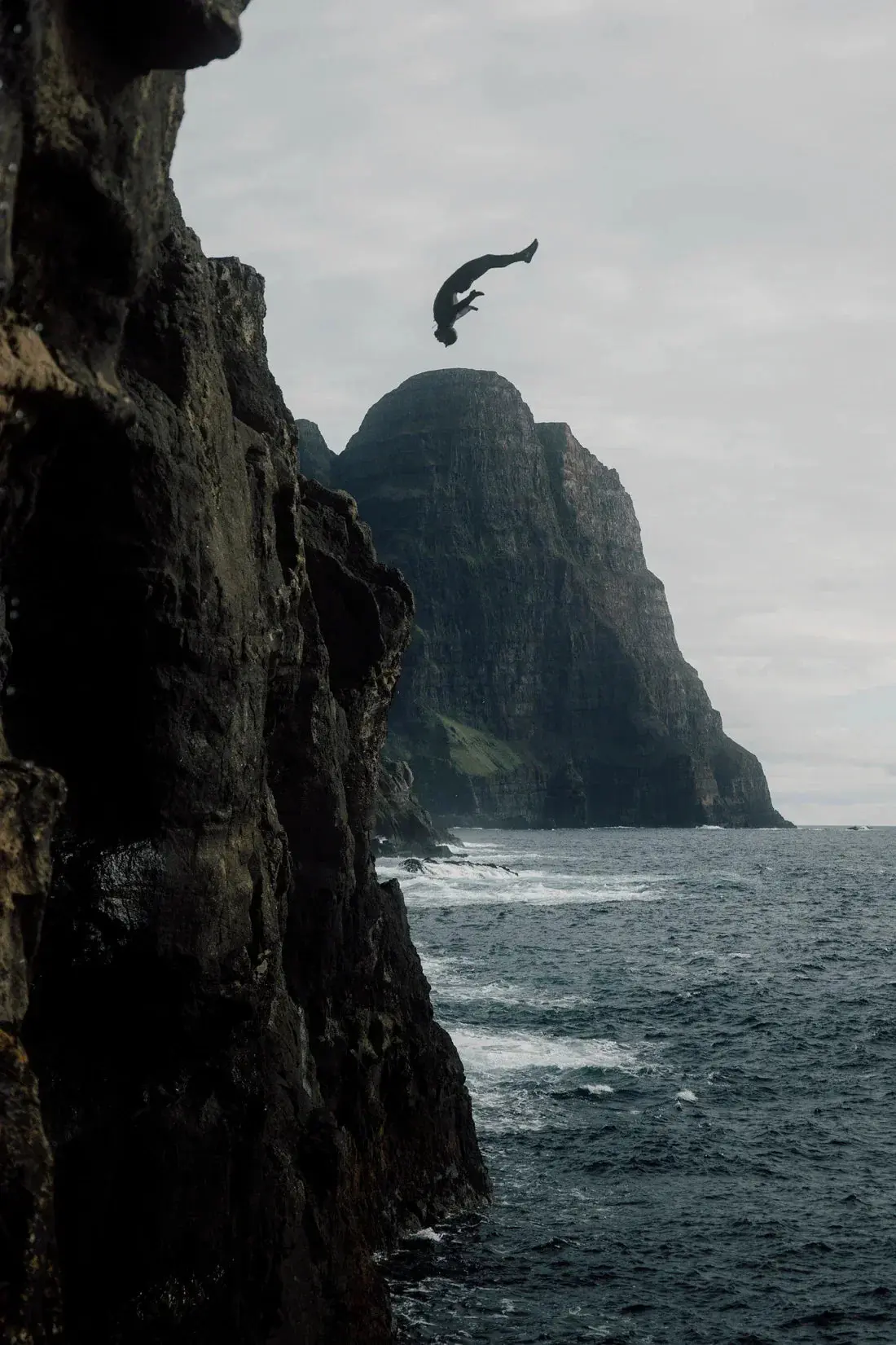 Cliff Diver