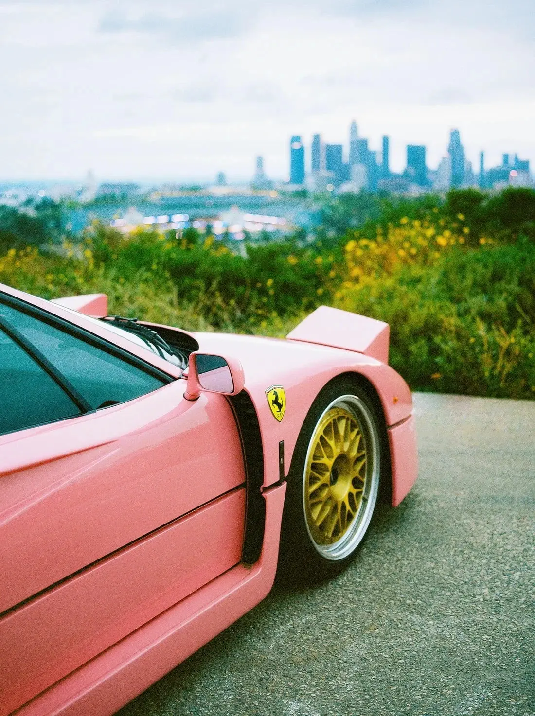 Pink F40